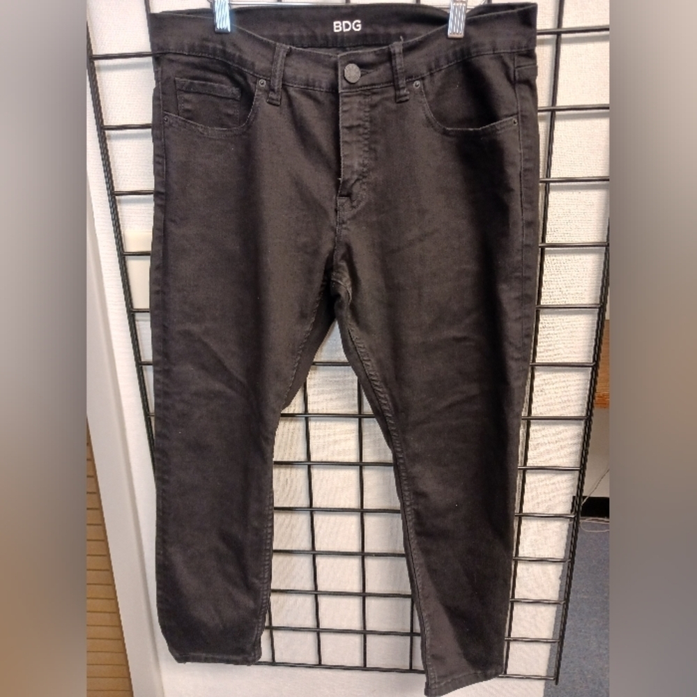 BDG URBAN OUTFITTERS Twig Grazer Mid Rise Jeans Black Size 32W 26L